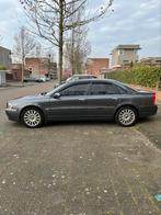 Volvo S80 2.5 T AUT 2005 Grijs, Auto's, Volvo, Origineel Nederlands, Te koop, Zilver of Grijs, 5 stoelen