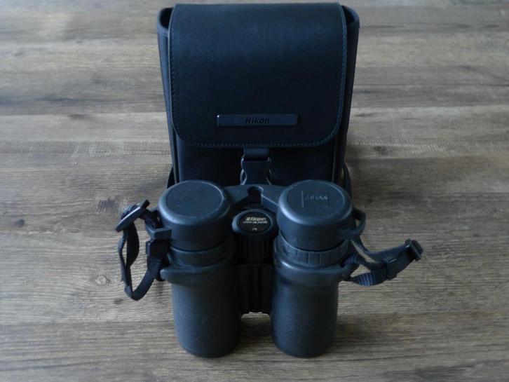 verrekijker Nikon HGL 8x32, Audio, Tv en Foto, Optische apparatuur | Verrekijkers, Gebruikt, Dakkant (recht), 8 tot 12x, Met hoes of tas