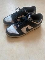 Nike Dunk Panda maat 45, Nike SB Dunk Low, Zwart, Ophalen of Verzenden, Sneakers of Gympen