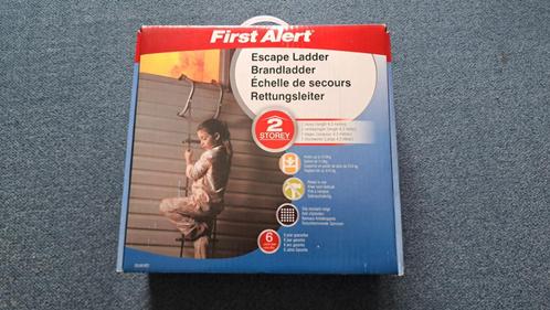 First Alert Brandladder - Metaal/nylon - 4,3 meter, Doe-het-zelf en Verbouw, Ladders en Trappen, Nieuw, 4 meter of meer, Ophalen of Verzenden