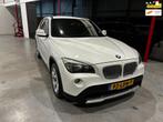 BMW X1 SDrive18i Executive / Trekhaak / Cruise / PDC / Clima, X1, Euro 5, Achterwielaandrijving, 4 cilinders