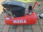 Roda compressor met accesoires, Doe-het-zelf en Verbouw, Ophalen of Verzenden, Zo goed als nieuw