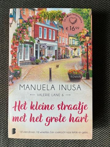 Manuela Inusa - Het kleine straatje met het grote hart. (6) beschikbaar voor biedingen
