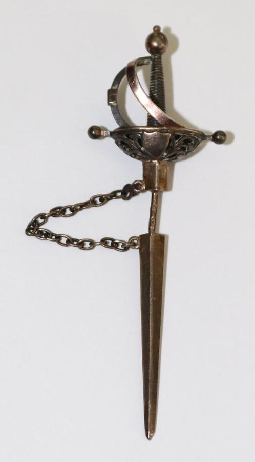 Antieke zilveren miniatuur zwaard/degen, broche, Antiek en Kunst, Antiek | Goud en Zilver, Zilver, Verzenden
