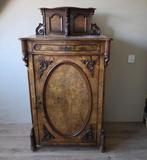 Antieke meidenkast, Antiek en Kunst, Ophalen of Verzenden