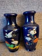 2 Kleine Vaasjes - 16cm, Gebruikt, Blauw, Aardewerk of Porselein, Ophalen of Verzenden