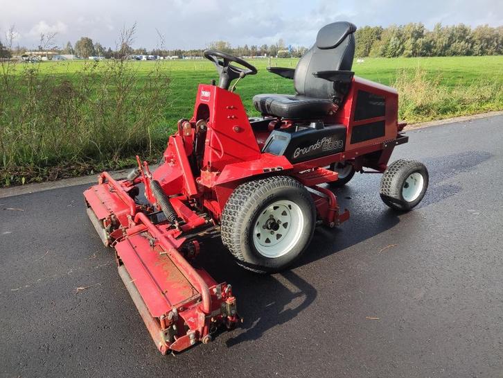 TORO zitmaaier (type GroundsPro 2000, B&S V-Twin, 180 cm.), Tuin en Terras, Zitmaaiers, Gebruikt, 120 cm of meer, Elektrische starter