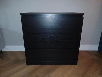 Zwarte Ikea malm kast 3 lades.