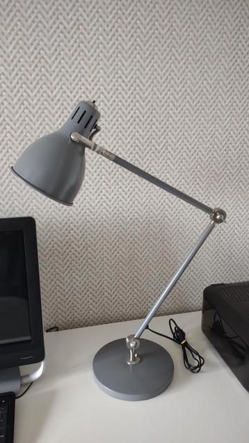 Burolamp,leeslamp,bureaulamp,werklamp,tafellamp,vloerlamp beschikbaar voor biedingen