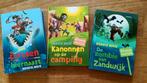 Jeugdboek reeks De Piraten van hiernaast, Ophalen of Verzenden, Zo goed als nieuw, Reggie Naus