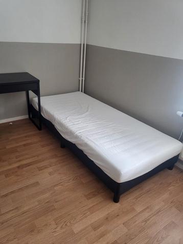 Nieuw bed + matras beschikbaar voor biedingen