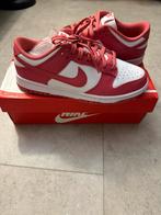 Nike Dunk Low, Nike, Nieuw, Ophalen of Verzenden, Sneakers of Gympen
