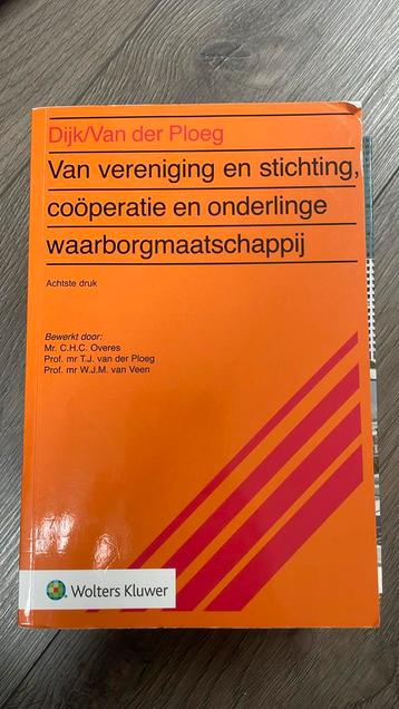Van vereniging en stichting, cooperatie en onderlinge beschikbaar voor biedingen