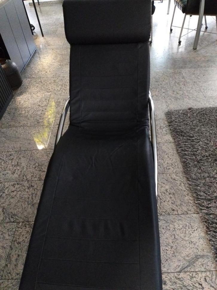 Kunstleren Ligstoel / Schommelstoel - Zwart, Huis en Inrichting, Banken | Sofa's en Chaises Longues, Gebruikt, Eenpersoons, Minder dan 150 cm