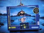 Clementoni fluorescent puzzel 'Le Mont Saint-Michel', Ophalen, 500 t/m 1500 stukjes, Zo goed als nieuw, Legpuzzel
