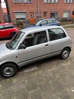 Daihatsu Cuore 1.0 STI AUT 2003 Grijs, Auto's, Daihatsu, 15 km/l, 600 kg, 18 €/maand, 4 stoelen