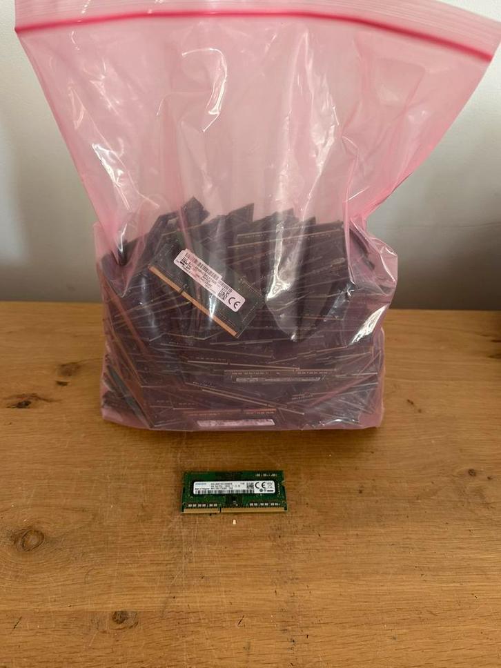 Samsung 4GB 1Rx8 PC3L-12800S-11-13-B4 Laptop geheugen, Computers en Software, RAM geheugen, Zo goed als nieuw, Laptop, 4 GB, DDR3