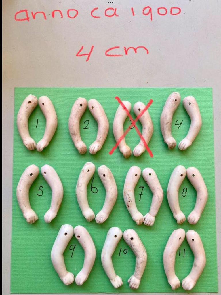 🌿Pop,” ANTIEKE KLEINE PORSELEINEN POPPENARMPJES”🌿€10 pp, Verzamelen, Poppen, Verzenden, Gebruikt, Pop
