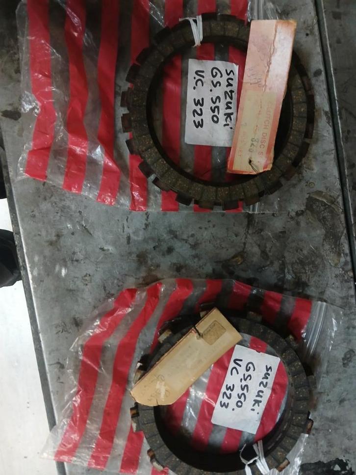Nieuwe koppelingsplaten Suzuki GS 550 (78-85), Motoren, Accessoires | Overige, Ophalen of Verzenden