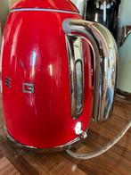 Rode SMEG waterkoker, Witgoed en Apparatuur, Waterkokers, 1 tot 2 liter, Ophalen, Gebruikt