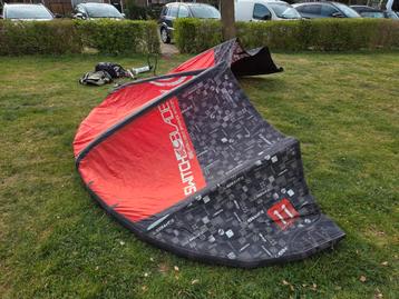 Cabrinha 11m switchblade kite beschikbaar voor biedingen