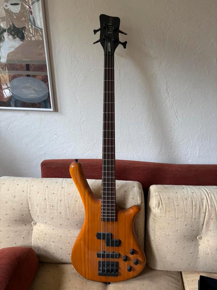 Warwick Fortress basgitaar, Muziek en Instrumenten, Snaarinstrumenten | Gitaren | Bas, Zo goed als nieuw, Ophalen of Verzenden