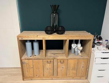 Handgemaakt steigerhouten dressoir beschikbaar voor biedingen
