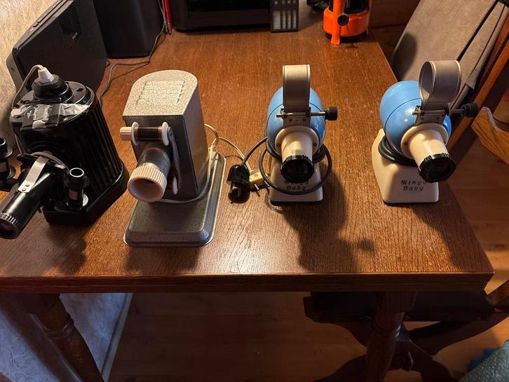Vintage Diaprojectoren & Film Collectie, Audio, Tv en Foto, Diaprojectors, Gebruikt, Met scherm, Ophalen of Verzenden