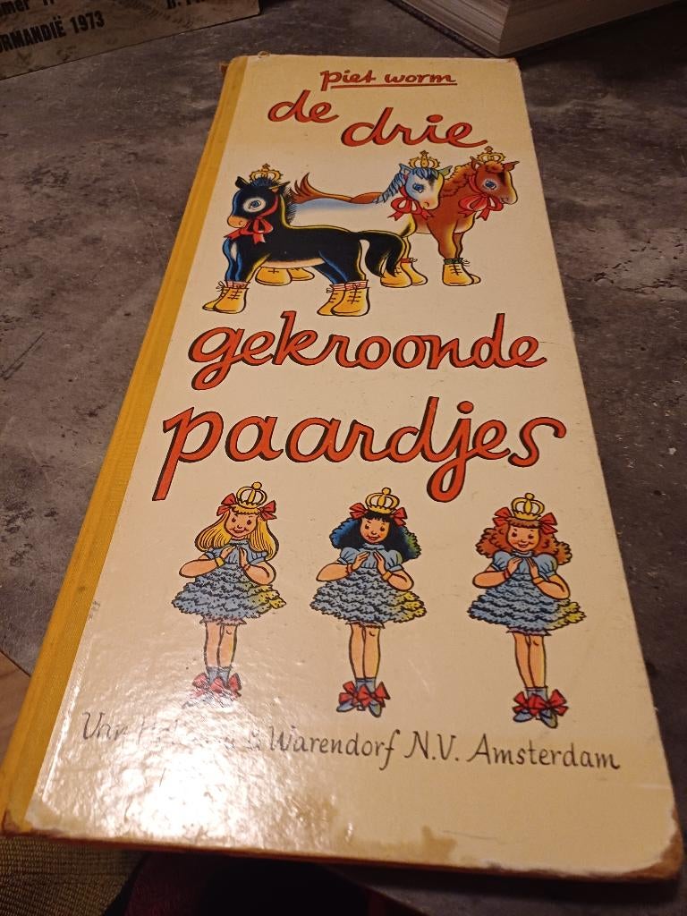 Piet worm /  de drie gekroonde paardjes, Ophalen of Verzenden, Zo goed als nieuw, Fictie algemeen