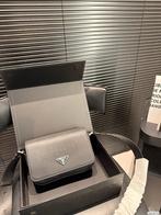 Prada zwarte envelop, Verzenden, Zo goed als nieuw, Zwart, Handtas