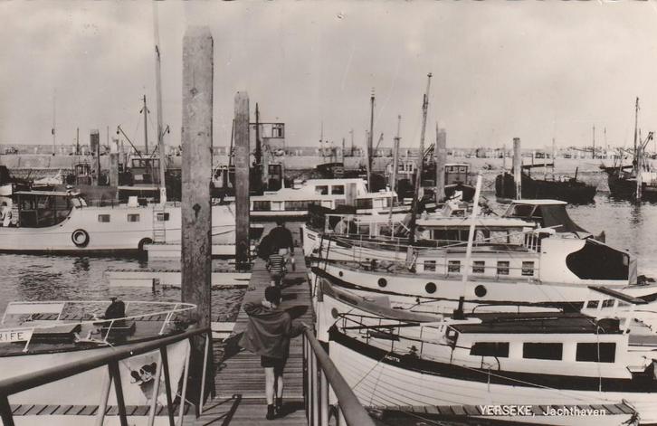 YERSEKE Jachthaven, Verzamelen, Ansichtkaarten | Nederland, Gelopen, Zeeland, 1960 tot 1980, Verzenden