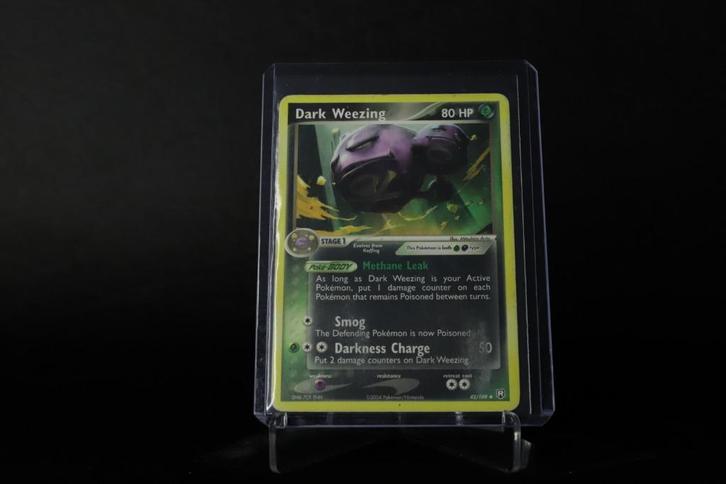 Dark Weezing (2004) – EX Team Rocket Returns – Holo Rare, Hobby en Vrije tijd, Verzamelkaartspellen | Pokémon, Zo goed als nieuw
