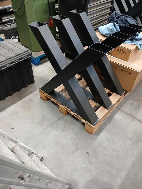 Zwarte Tafelpoten - 4 sets 2 per set te koop, Huis en Inrichting, Tafelonderdelen, Nieuw, Tafelpoot, 50 tot 100 cm, 50 tot 100 cm