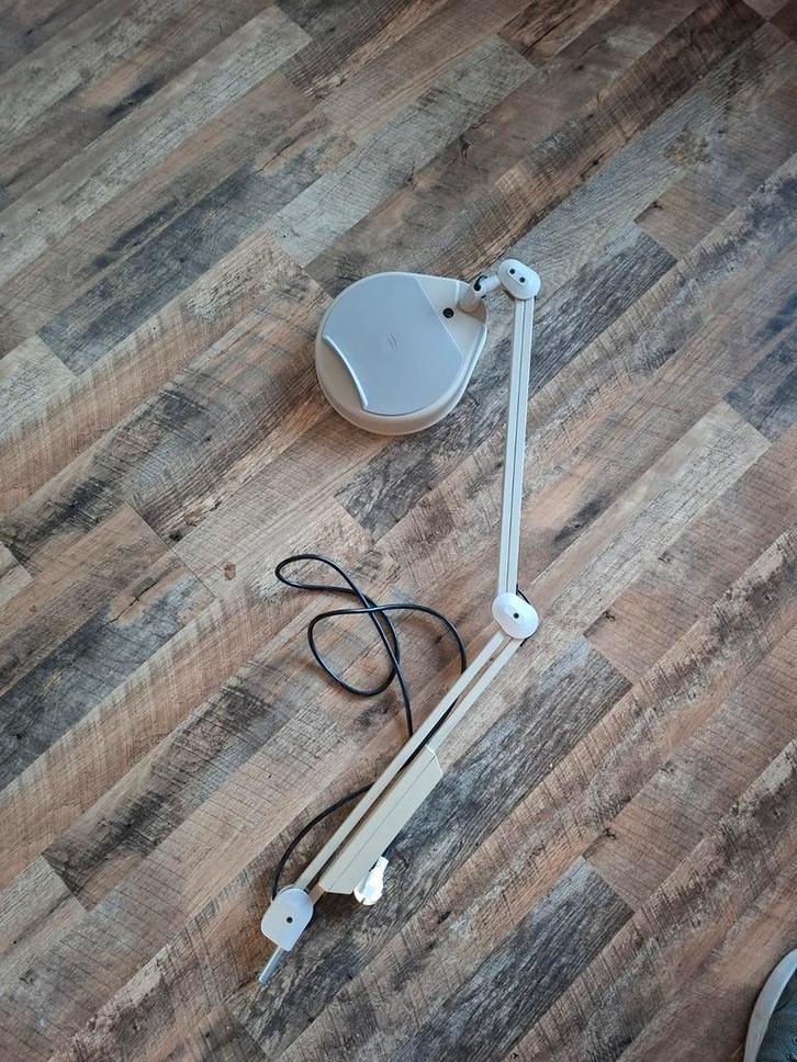 Luxo Loeplamp, Hobby en Vrije tijd, Vergrootglazen, Loepen en Loeplampen, Gebruikt, Loeplamp, Ophalen of Verzenden