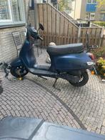BTC 2021 km stand 4179 nieuwe accu, Fietsen en Brommers, Scooters | Overige merken, Ophalen, Gebruikt, 49 cc, Benzine