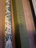 Gucci behang restant, Huis en Inrichting, Ophalen, Minder dan 10 m²