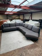 Leolux hoekbank , design hoekbank leer stof , bank Z.G.A.N, Mariansoliak8@gmail.com, Ophalen of Verzenden, Zo goed als nieuw, Marco