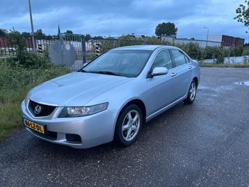 Honda Accord Sedan 2003 Grijs beschikbaar voor biedingen