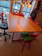 Tafel 200x137/200x92, ijzeren onderstel, gratis af te halen, Huis en Inrichting, Tafels | Eettafels, Ophalen, Gebruikt, 100 tot 150 cm