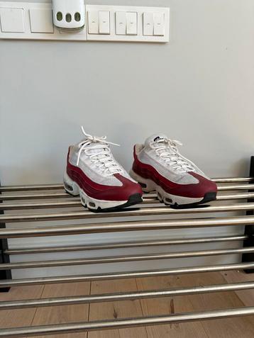 Nike Air Max 95 Red Crush 37.5 beschikbaar voor biedingen