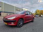 Peugeot 206 1.4 Gentry AUTOMAAT AIRCO TREKHAAK 5 DEUR, Auto's, Bedrijf, 39 €/maand, 75 pk, Blauw