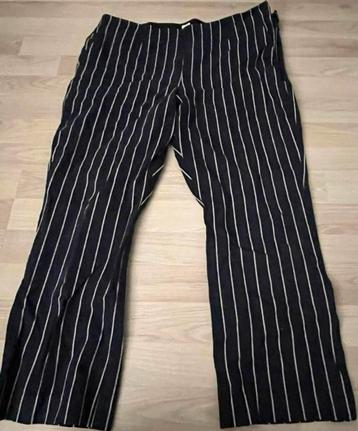 GAP PANTALON BROEK KLEUR BLAUW -WIT GESTREEPT 44-46 (16) beschikbaar voor biedingen