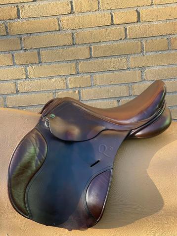 Quur springzadel bruin (passervice mogelijk)  beschikbaar voor biedingen