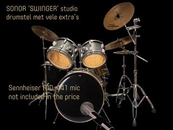 SONOR ‘SWINGER’ STUDIO DRUMSTEL  MET VEEL ACCESCOIRES beschikbaar voor biedingen