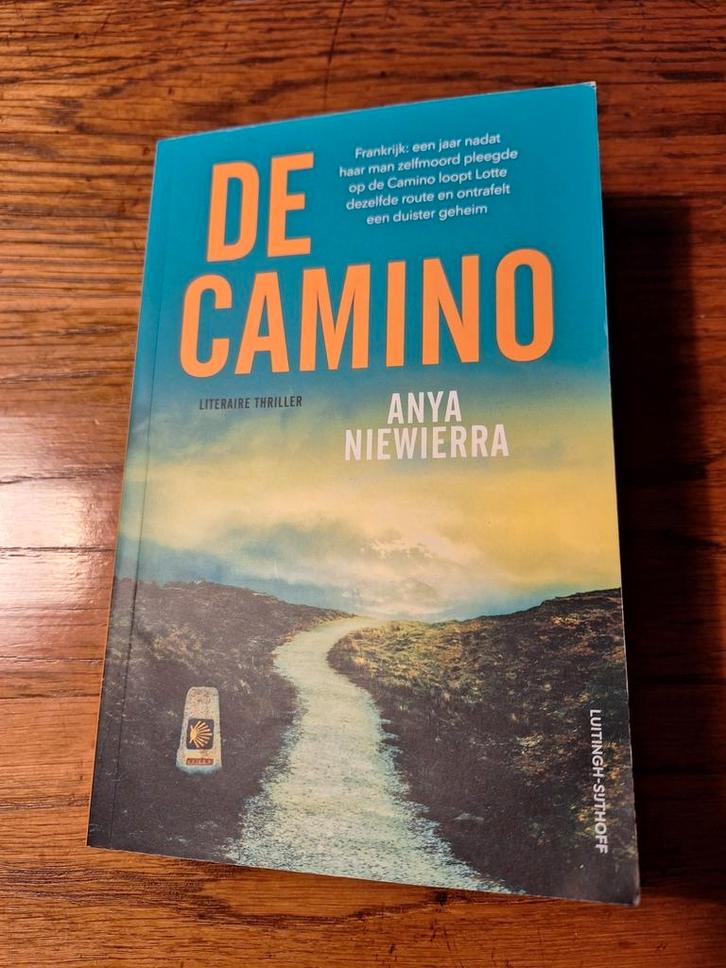 Anya Niewierra - De Camino, Boeken, Thrillers, Zo goed als nieuw, Ophalen of Verzenden