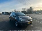 Kia Rio automaat – goed onderhouden – rijk uitgerust, Auto's, Kia, 4 cilinders, 49 €/maand, 1117 kg, Grijs