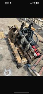 Hydraulische boor voor een kraan, Ophalen