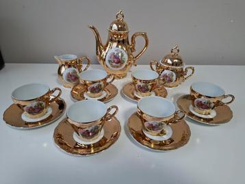 Versailles mocca koffie set beschikbaar voor biedingen