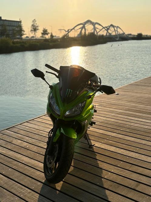 Kawasaki ER6F, Motoren, Motoren | Kawasaki, Particulier, Sport, meer dan 35 kW, 2 cilinders, Minimaal motorrijbewijs A2, ABS, Handvatverwarming