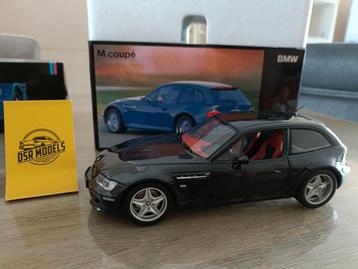 BMW M Coupé Modelauto - Zeldzame kleur van Ut Models  beschikbaar voor biedingen